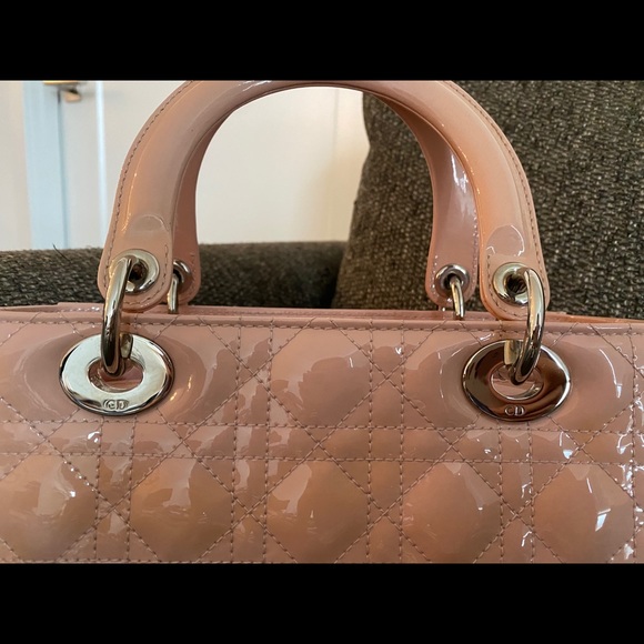 Lady Dior Bag Medium Pink - Picture 5 of 9